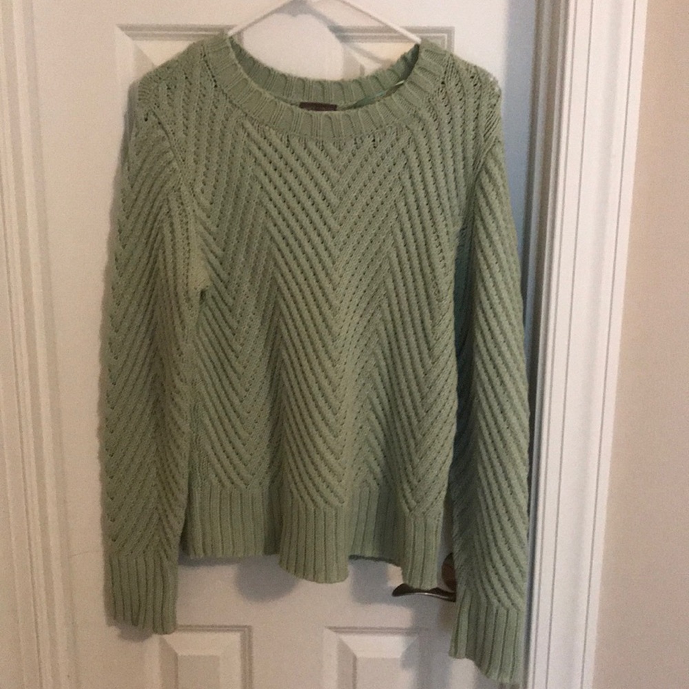 Vince Camuto mint sweater